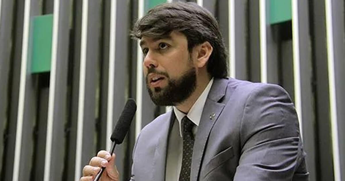 Projeto de Pedro Lucas propõe atendimento integral de planos de saúde