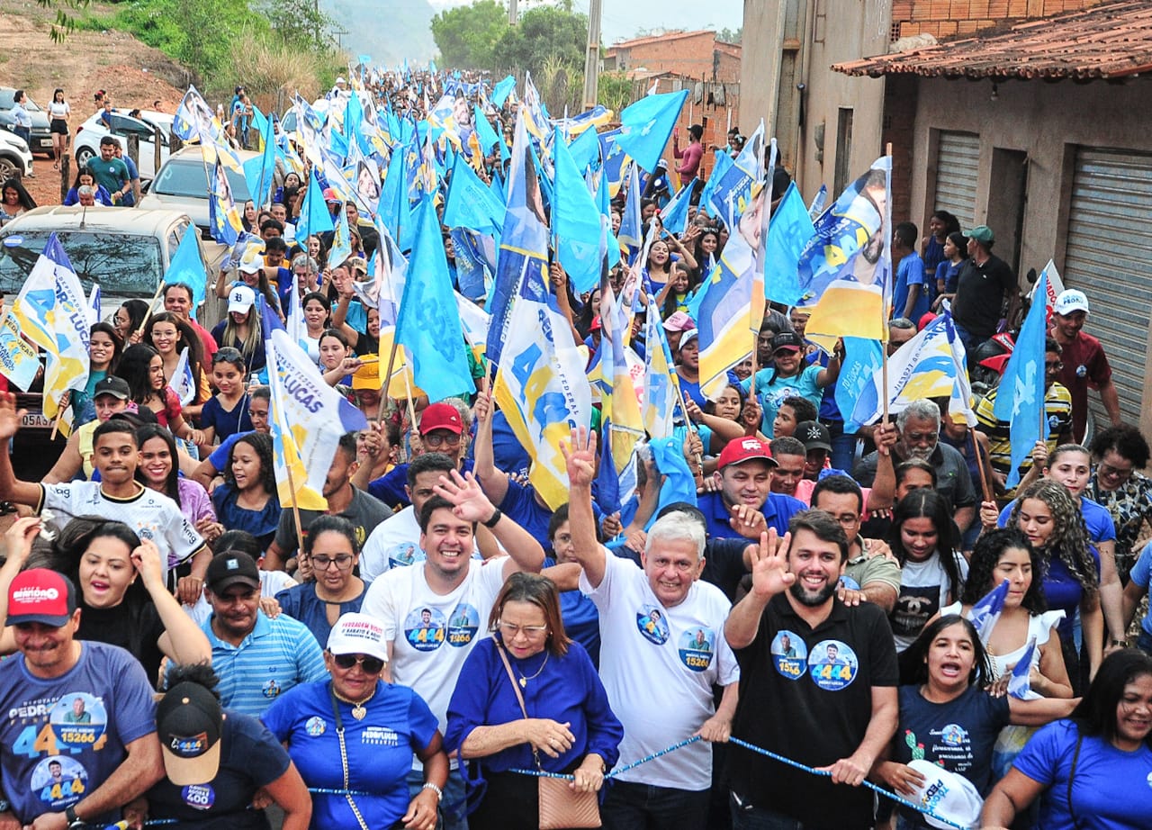 Em final de campanha, Pedro Lucas arrasta multidão em várias cidades do Maranhão 