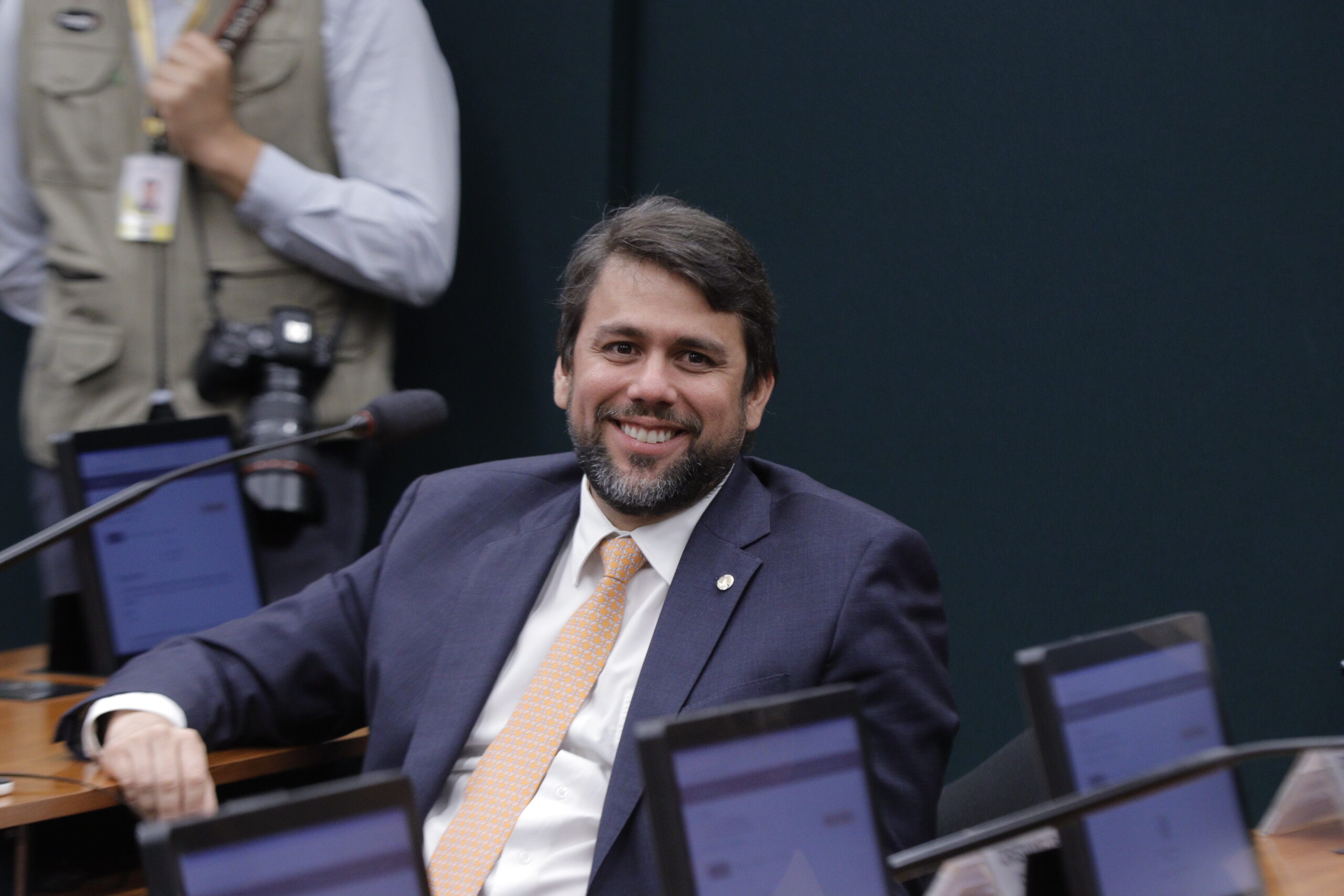 Pedro Lucas destaca avanço da Lei de Atividades Espaciais; projeto está próximo de ir ao Senado